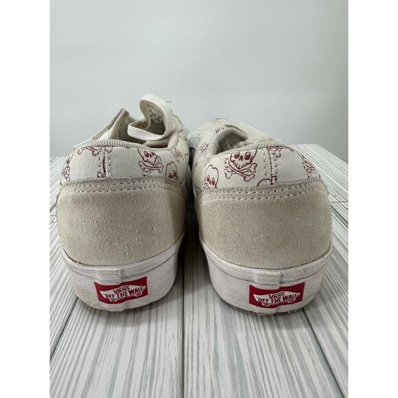 Vans Comfycush Old Skool Coldhearted M 10.5/ W 12 True White Red Skull Sneakers - Picture 2 of 8